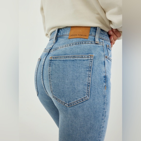 DENIM FORUM | The Yoko High Rise Slim High Waisted Jeans - Picture 2 of 14